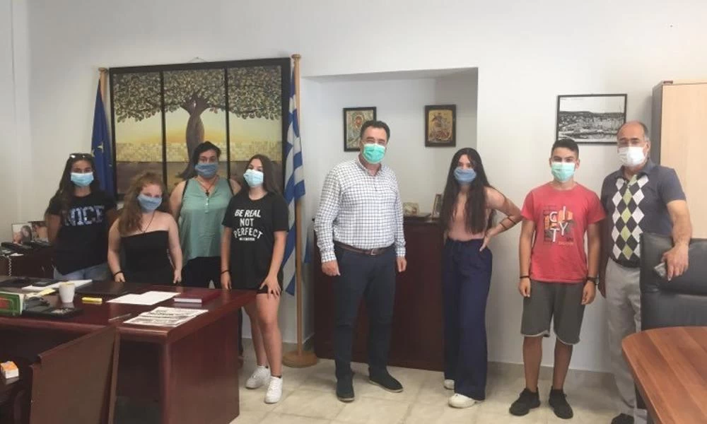 Μυτιλήνη: Τα χρήματα σχολικής εκδρομής έγιναν μάσκες για το νοσοκομείο